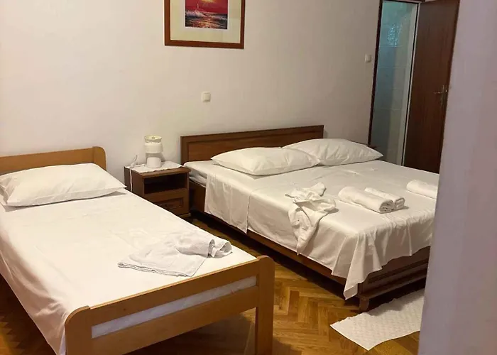 Apartamento 3 *